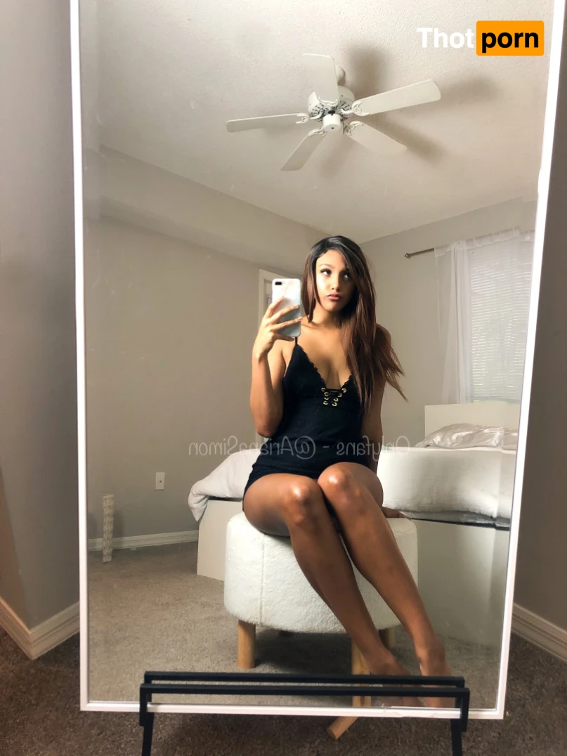 Ariana Simon 14731124