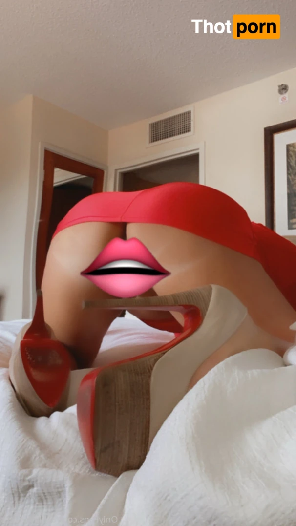 Ashley Anders 15589009