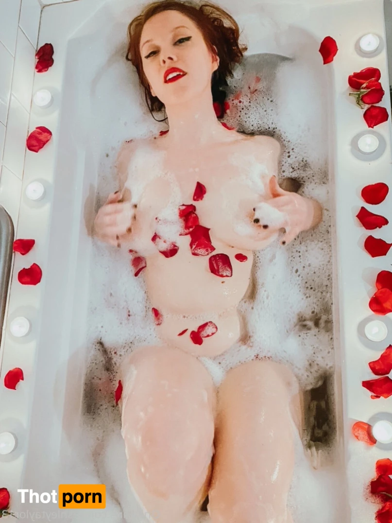 ashleytaylor13 14680671