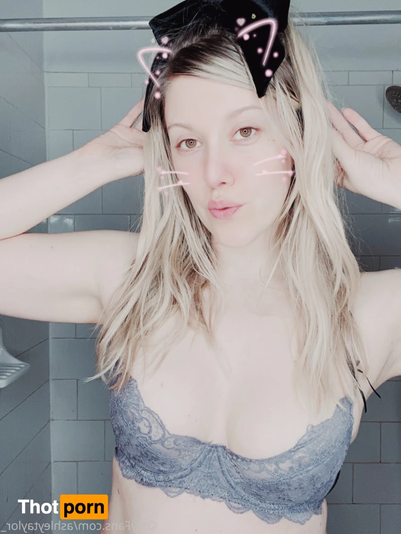 ashleytaylor13 14680881