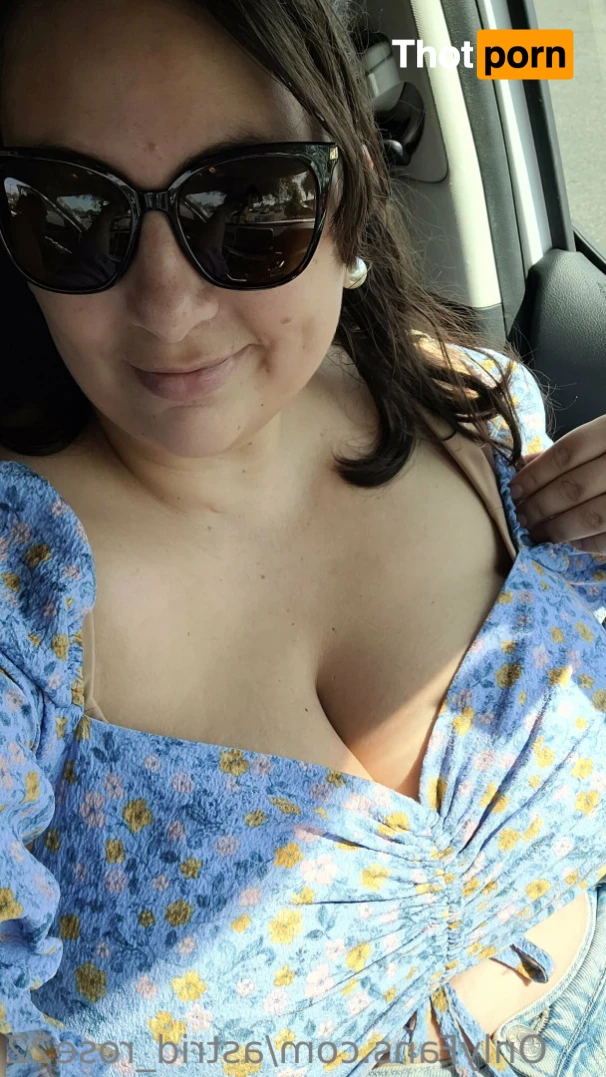 Astrid Rose 14648778