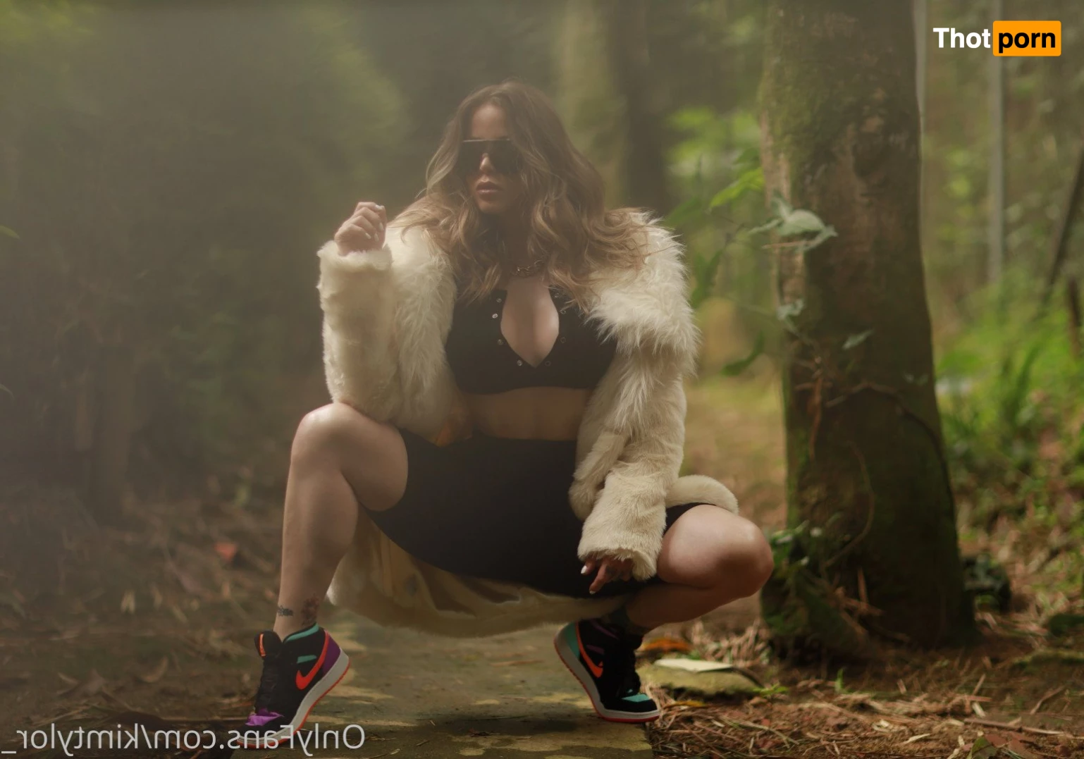 Kim Tylor_VIP ❤️ 4104393