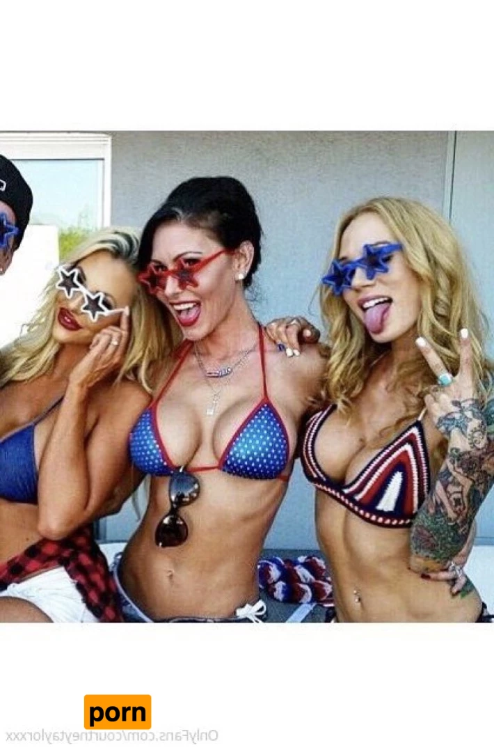 Courtney Taylor XXX 9399943