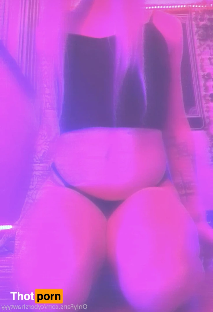 cybershawty 16299510