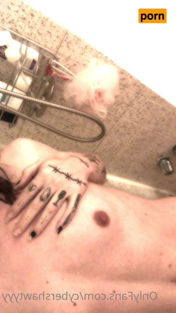 cybershawty 16299570