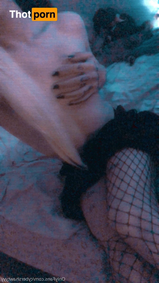 cybershawty 16299774