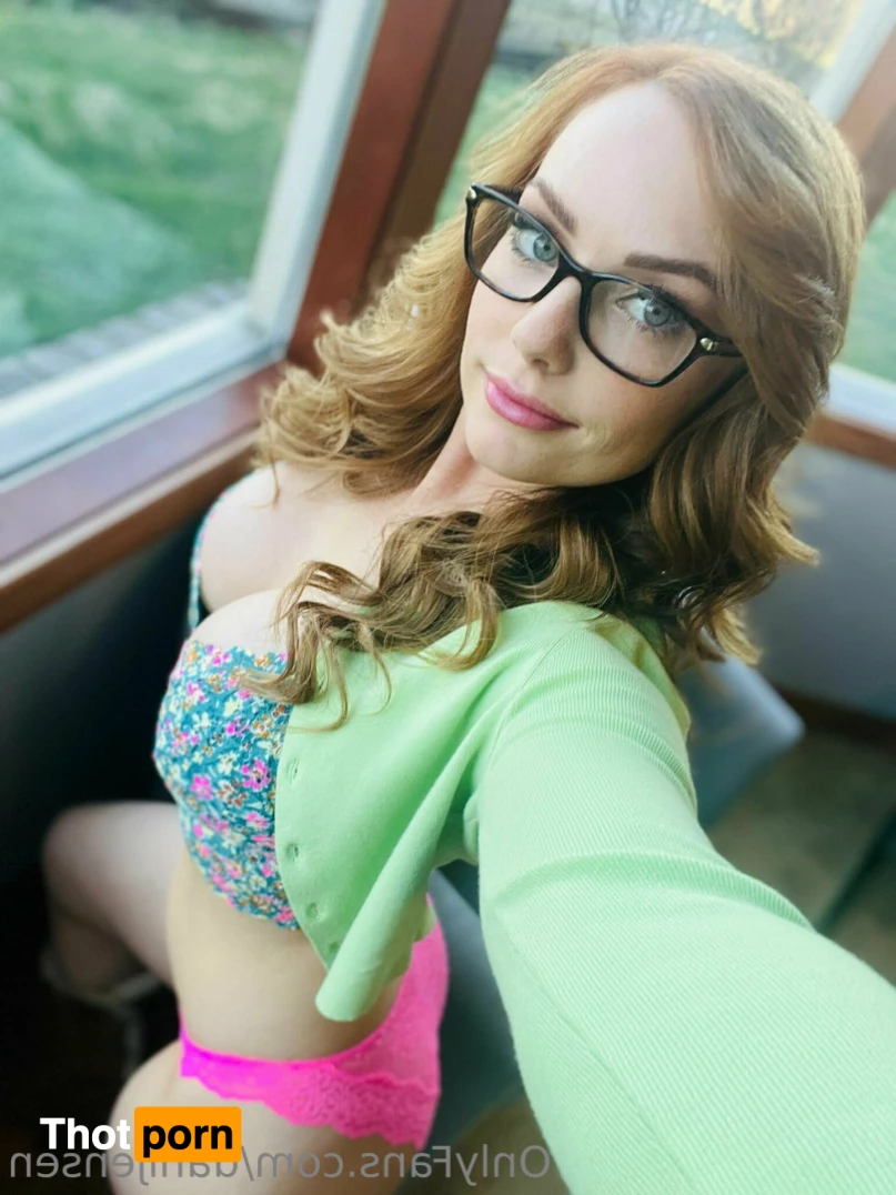 Dani Jensen 16519647