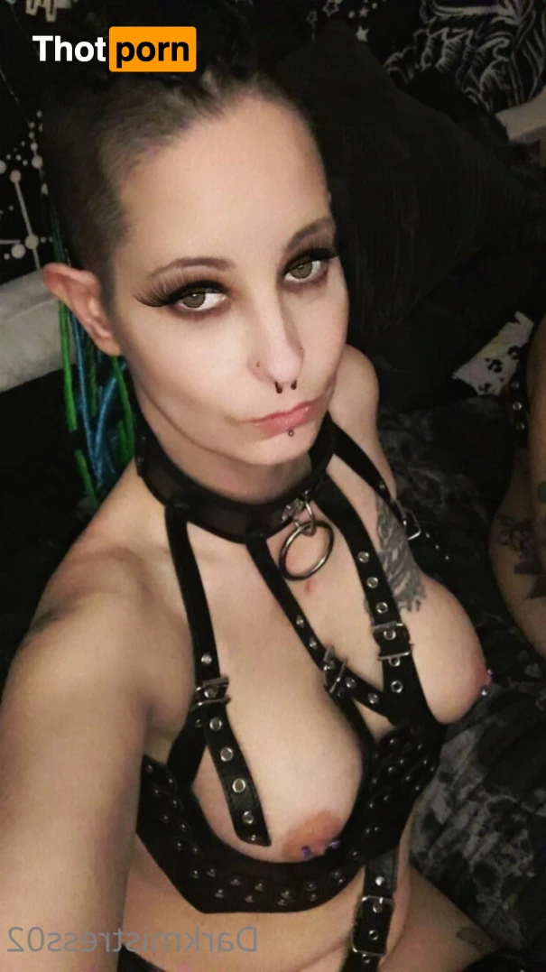 Dark Desire 16518885