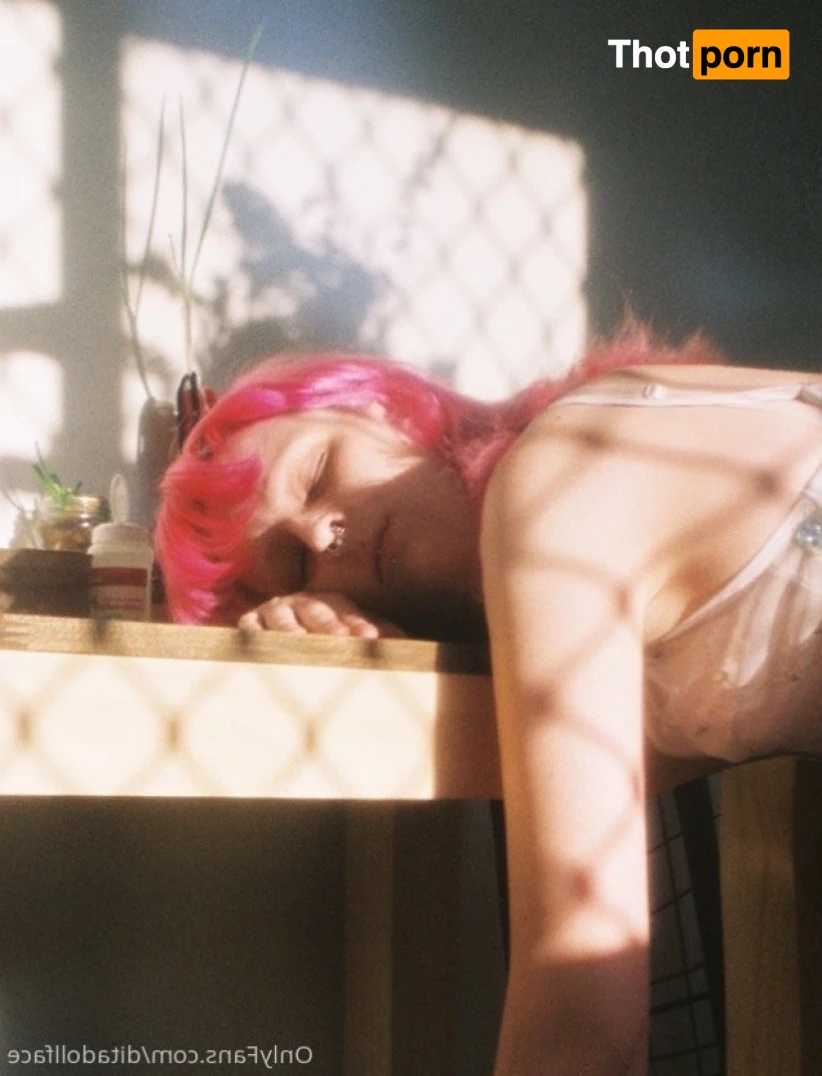 DITA DOLLFACE 13442437