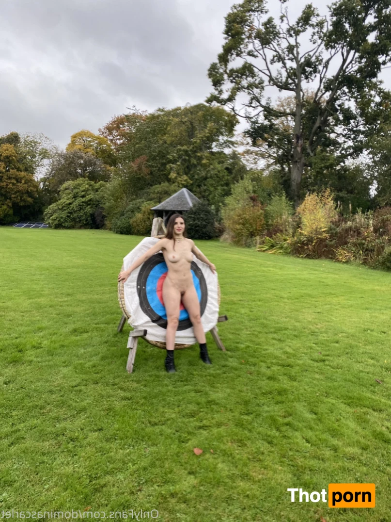 Mistress Scarlet 13319264