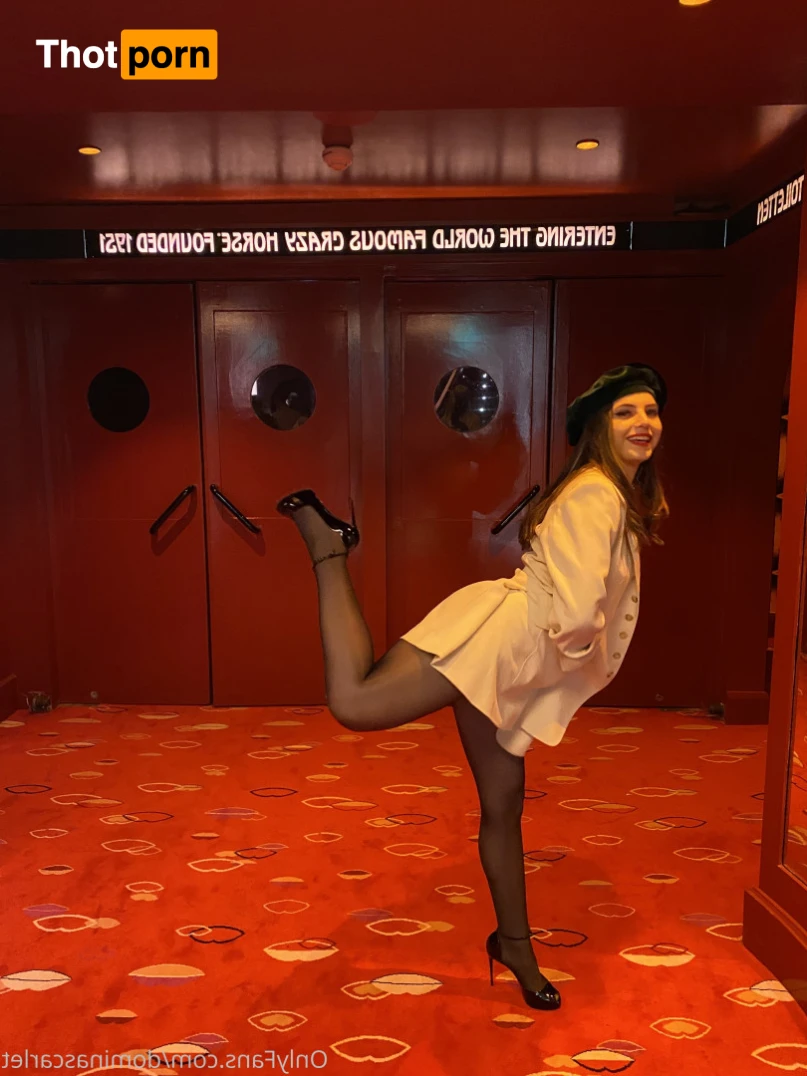 Mistress Scarlet 13321362