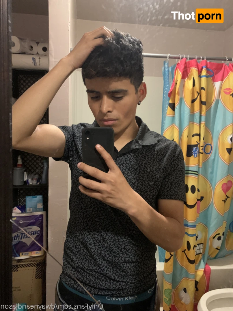 Dwayne 🌈 11357721