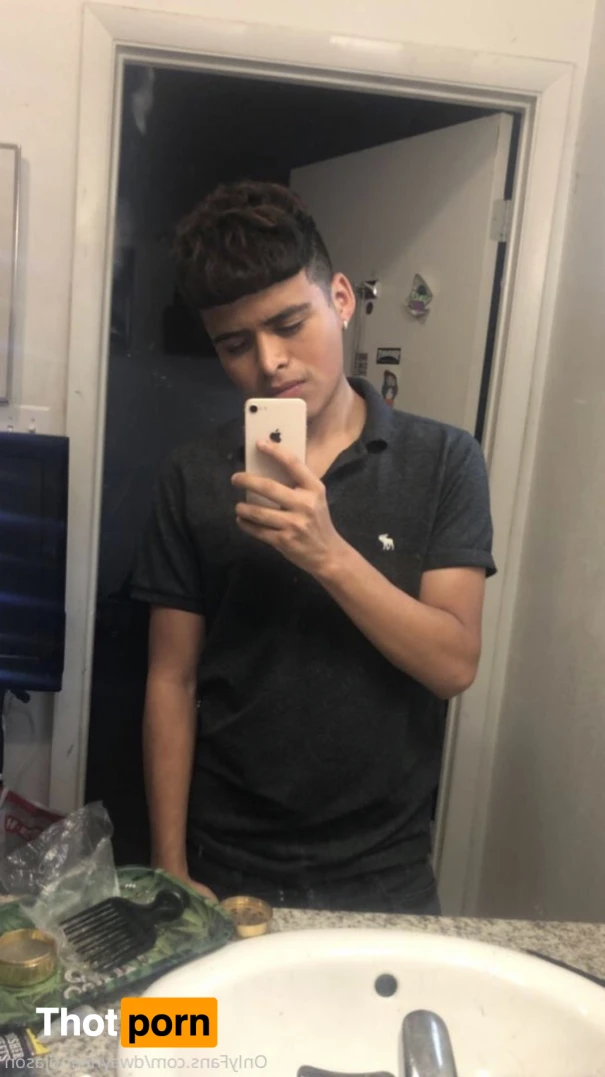 Dwayne 🌈 11403881