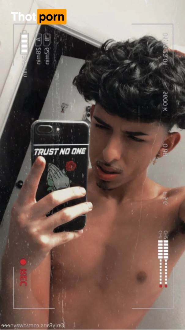 Dwayne 🌈 11434897