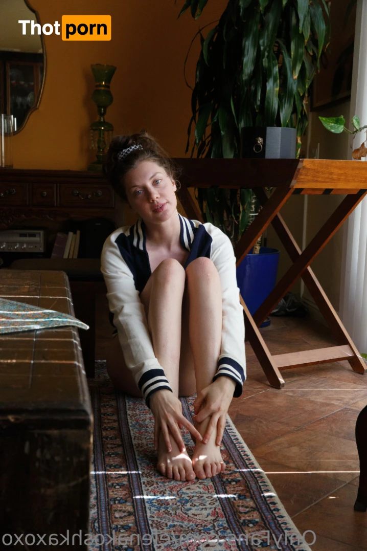 Elena Koshka 16488057