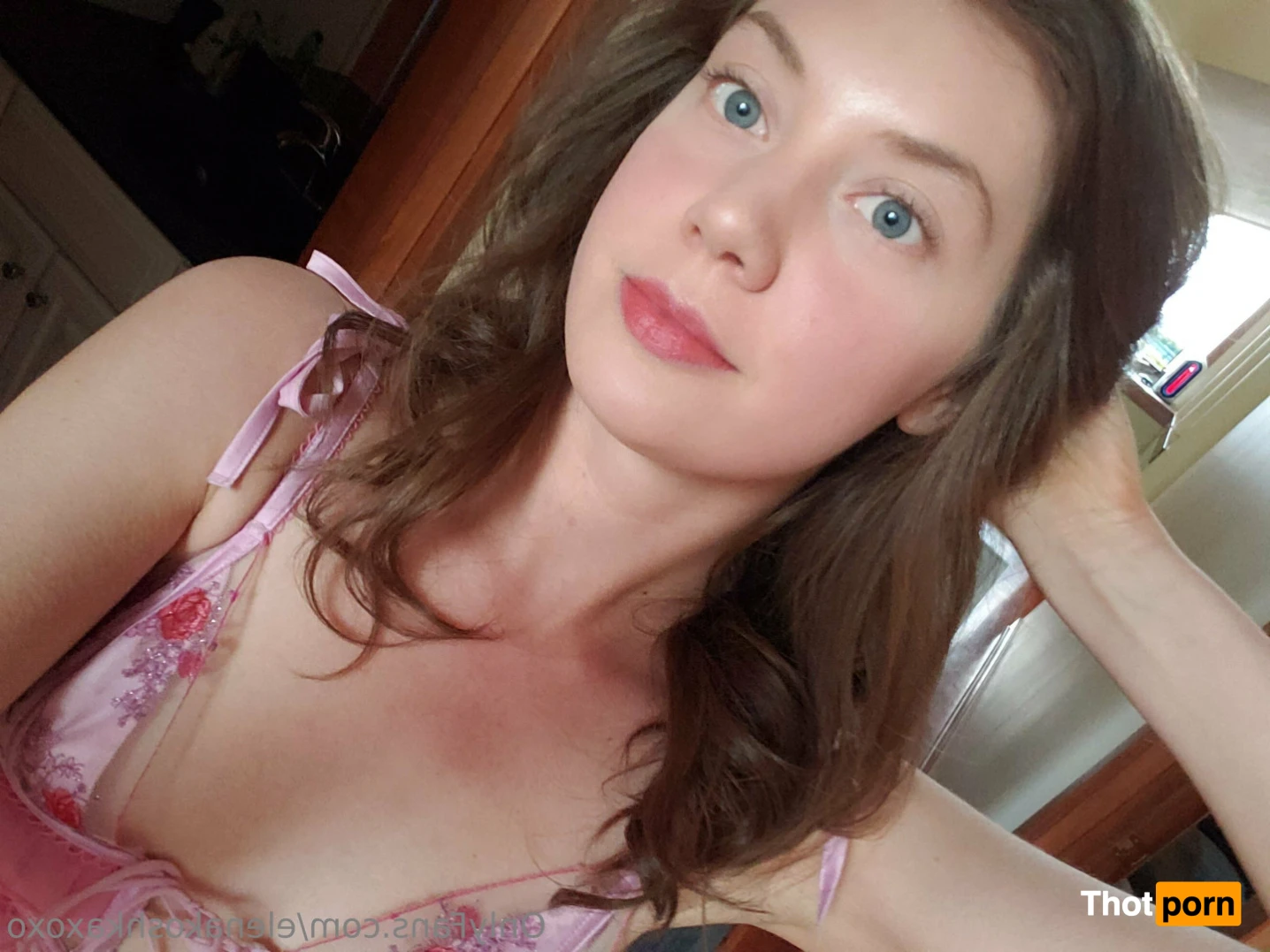 Elena Koshka 16488233