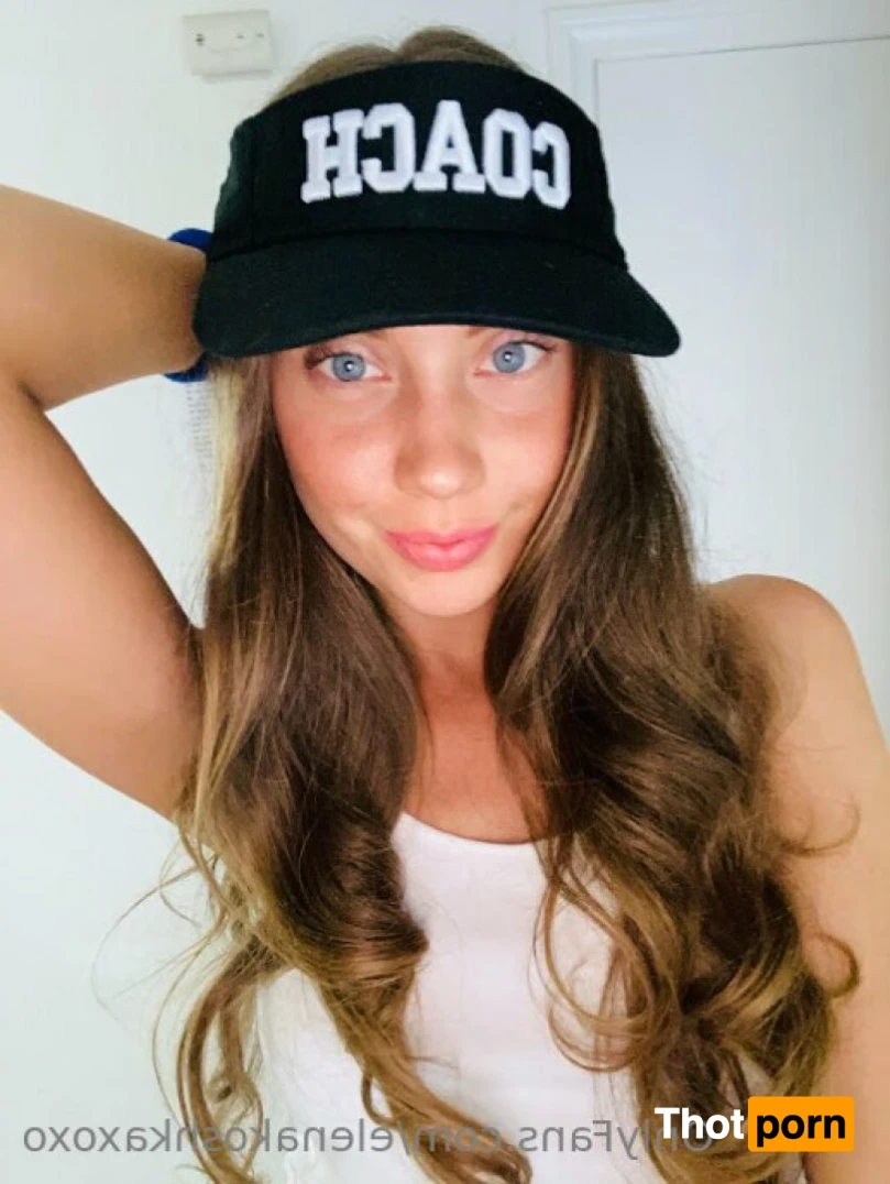 Elena Koshka 16488260