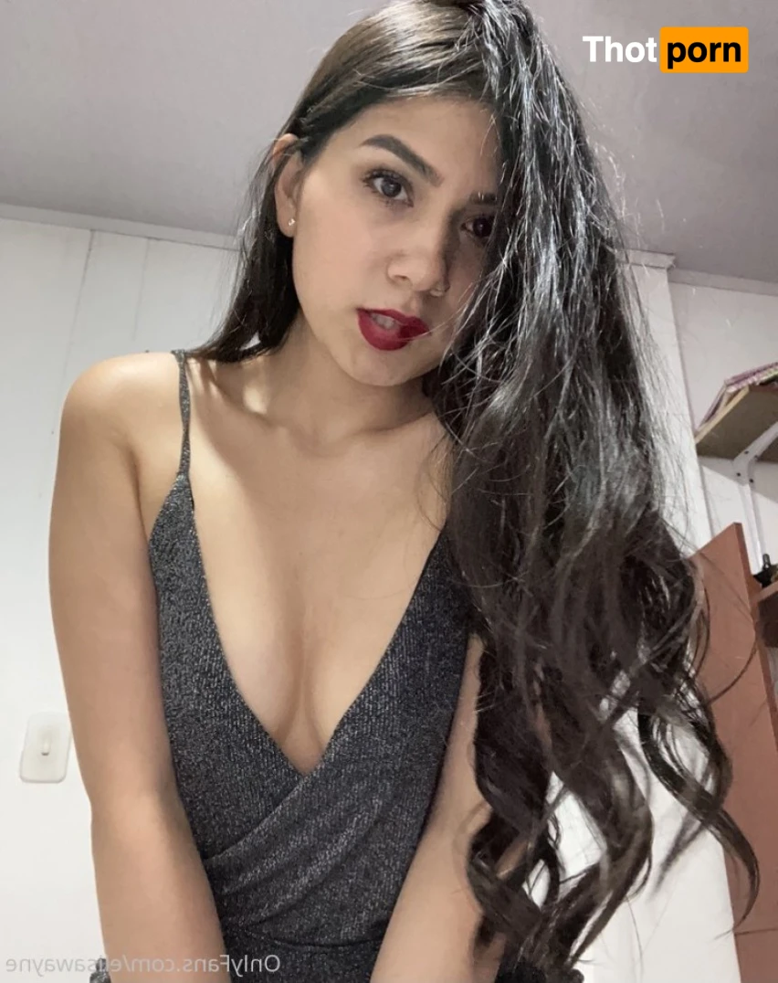 Queen 😈 Elissa 16511250