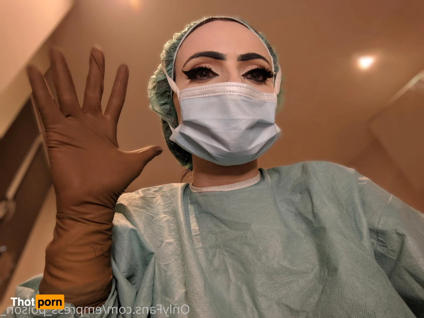 Empress Poison 16464600