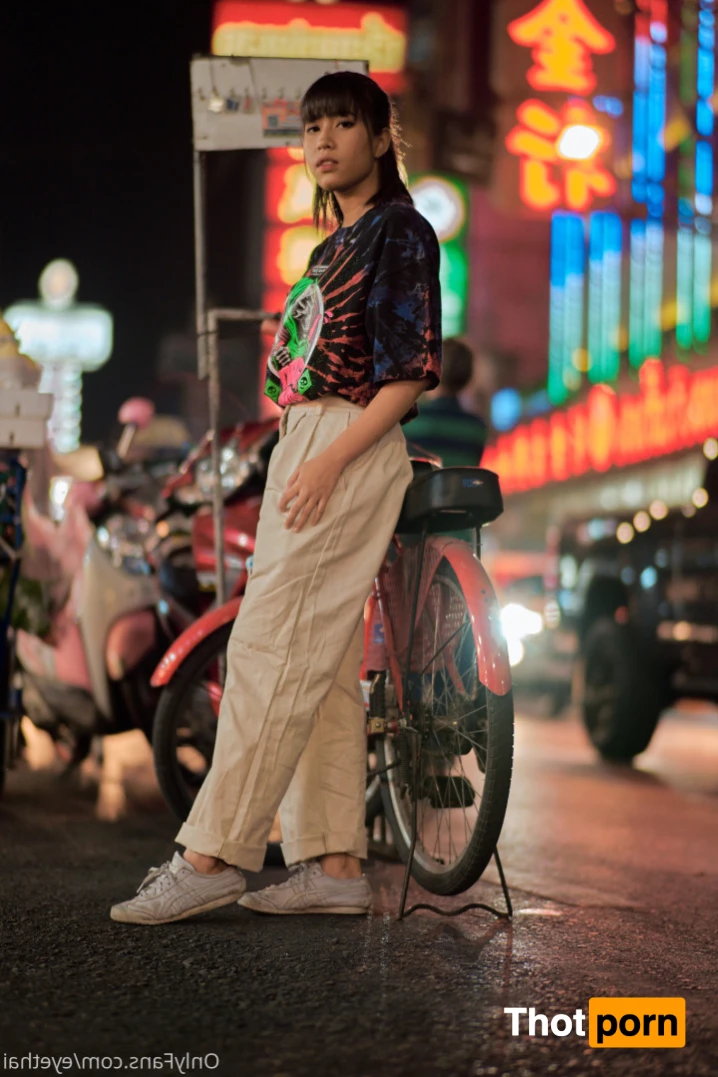 ☆ 𝐄𝐲𝐞 𝐓𝐡𝐚𝐢 ☆ 16017327