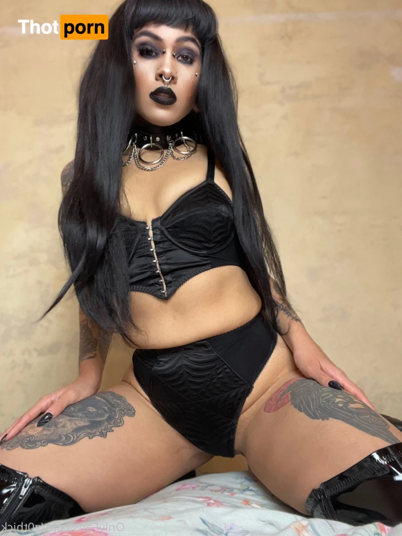 G0thschlampe KINK/FETISH FRIENDLY $3 16114841