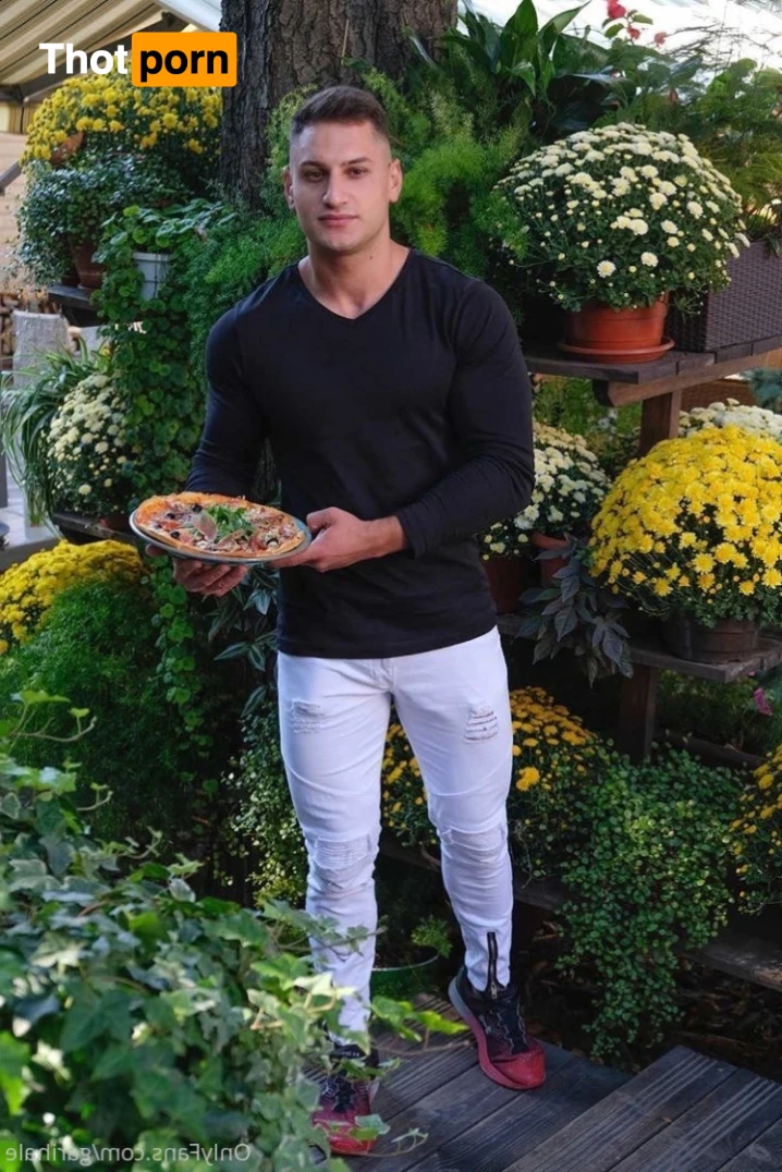 🍑Gari Hale🍑 14635912