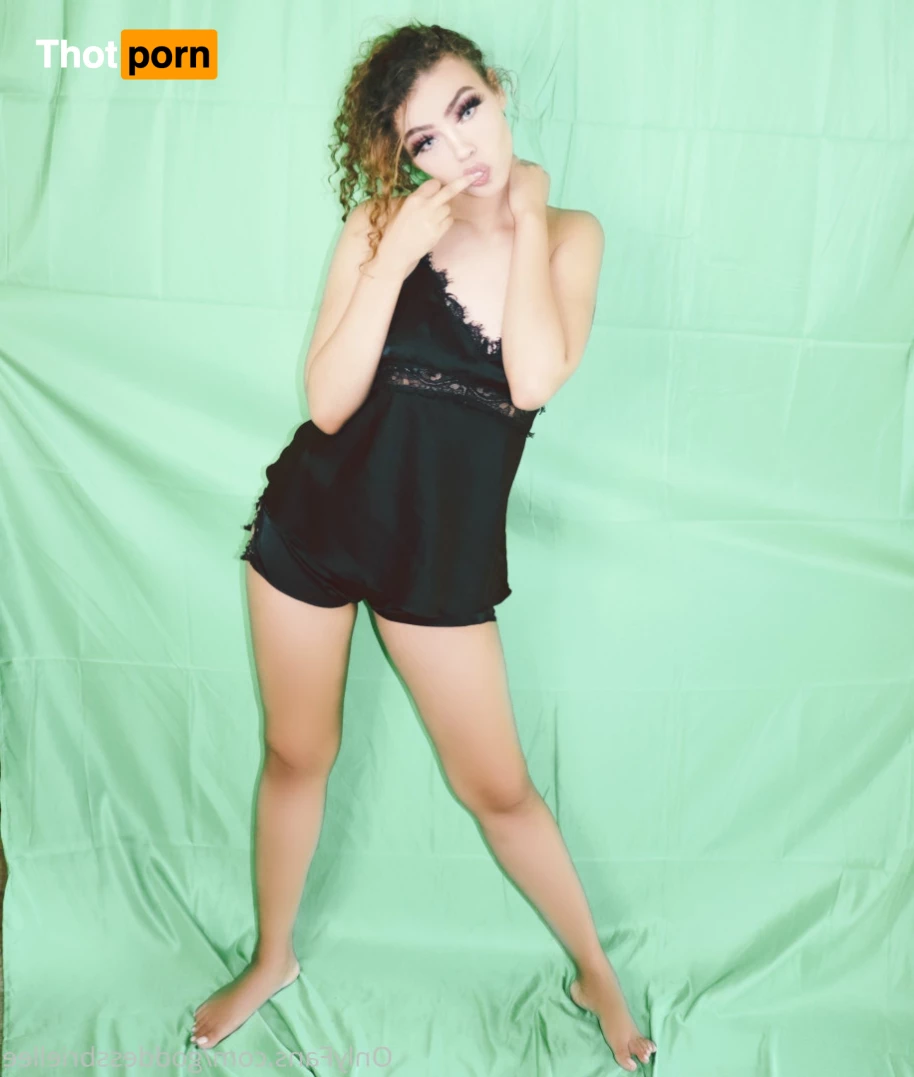 Goddess Brielle🖤👑 9261968