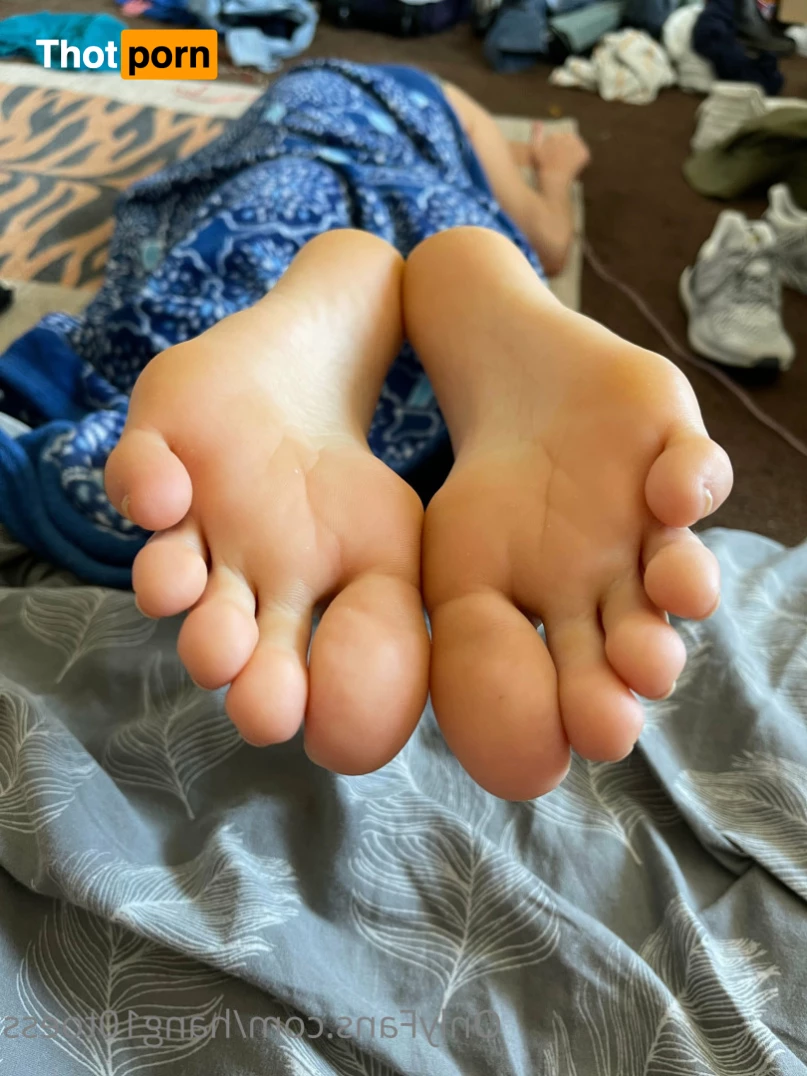 Linzi Little 7879219