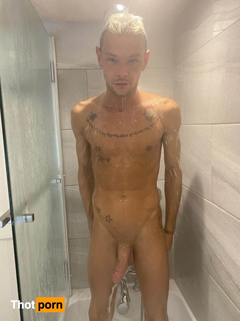 Harri Oakland 15599093