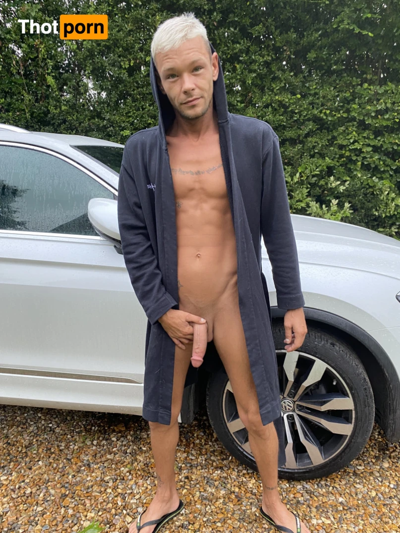 Harri Oakland 15613510