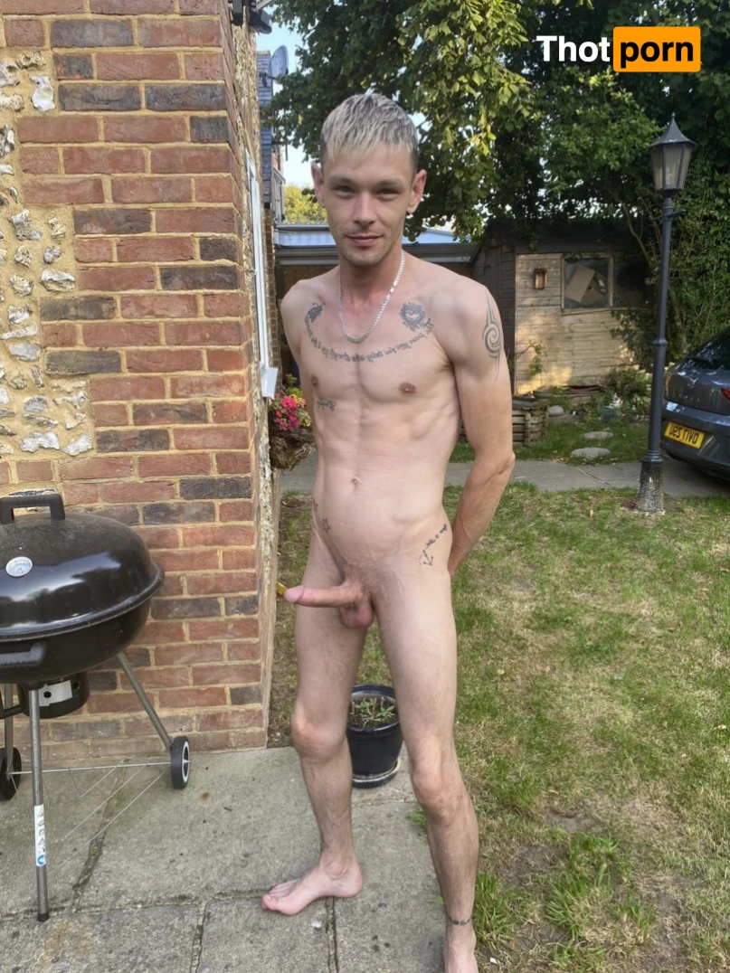 Harri Oakland 15620131