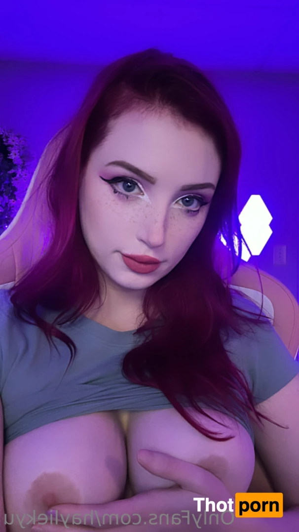 💦 Hayliekyu 💦 15704823