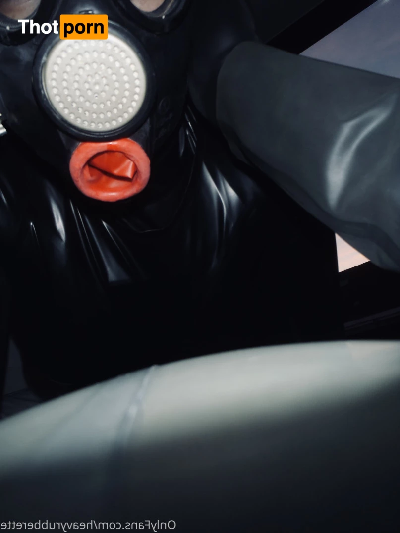 heavyrubberette 9825549