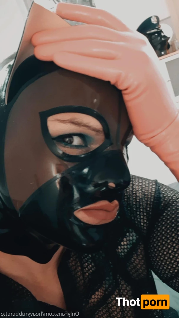 heavyrubberette 9825697