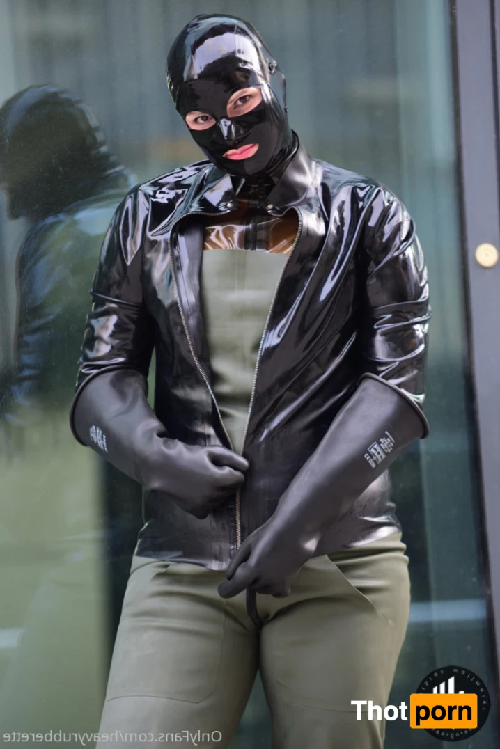 heavyrubberette 9825827