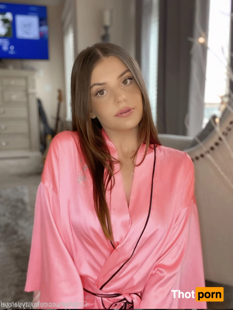 💭🖤💦 13371065