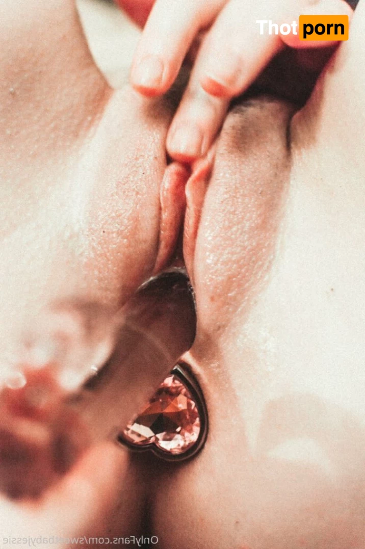 Jessie St. Claire 7900275