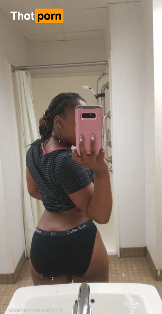 KarlaRossii69 9727350