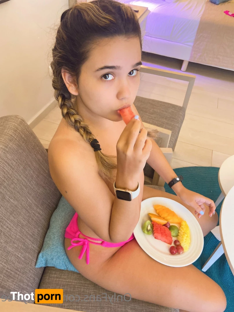 Karoly07free 7879131