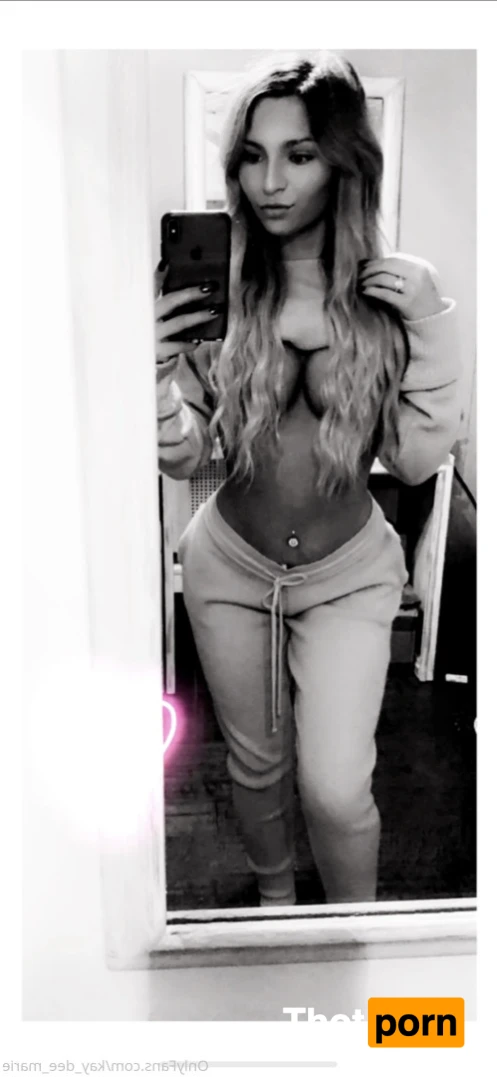 Kaydeemarie 14844350