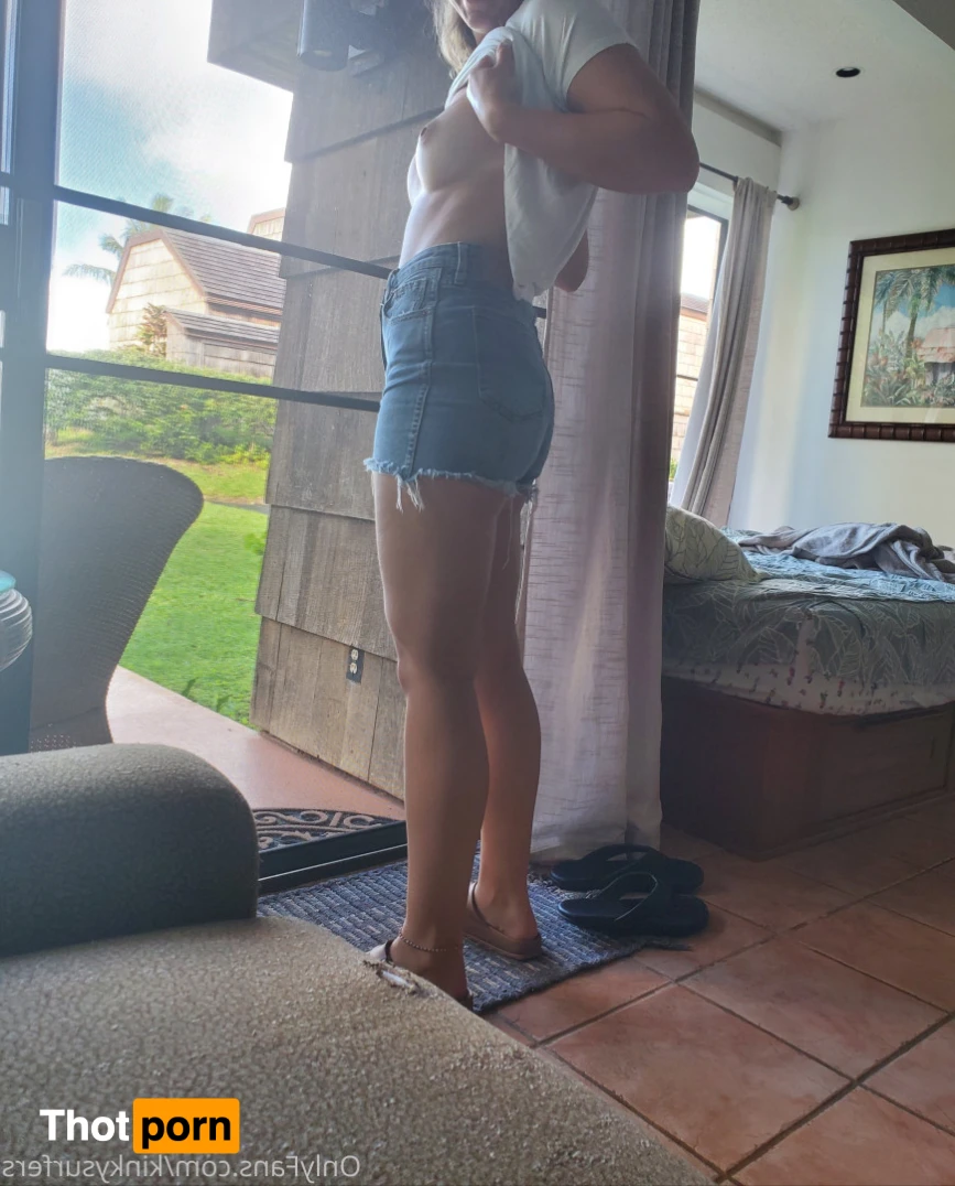 kinkysurfers 10889829