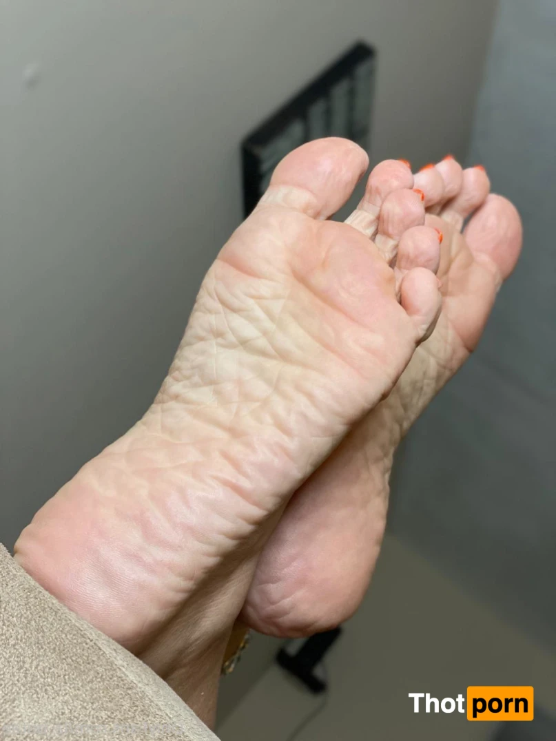 LaButee Foot Goddess 15034543