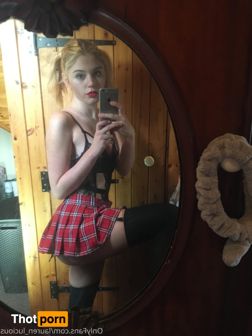 lauren_lucious 15051448