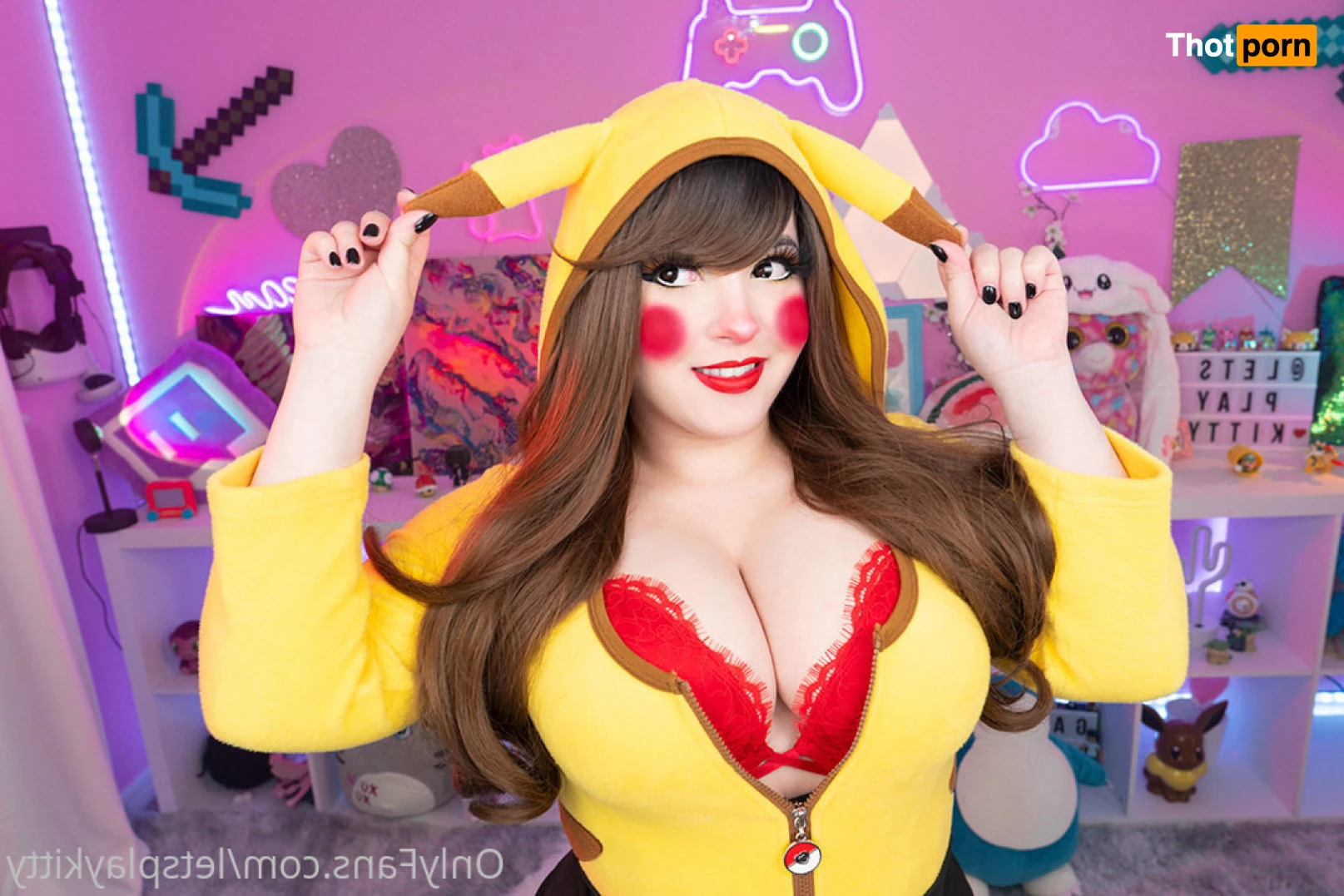 LetsPlayKitty 16266995