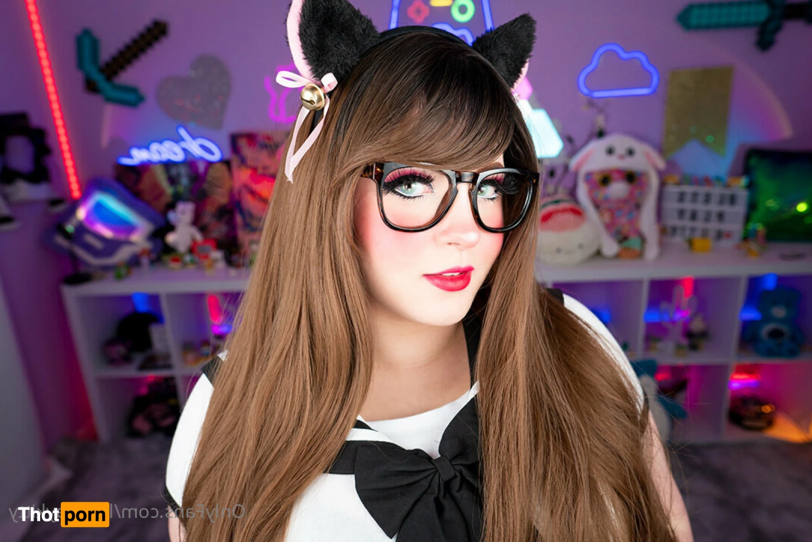 LetsPlayKitty 16289007