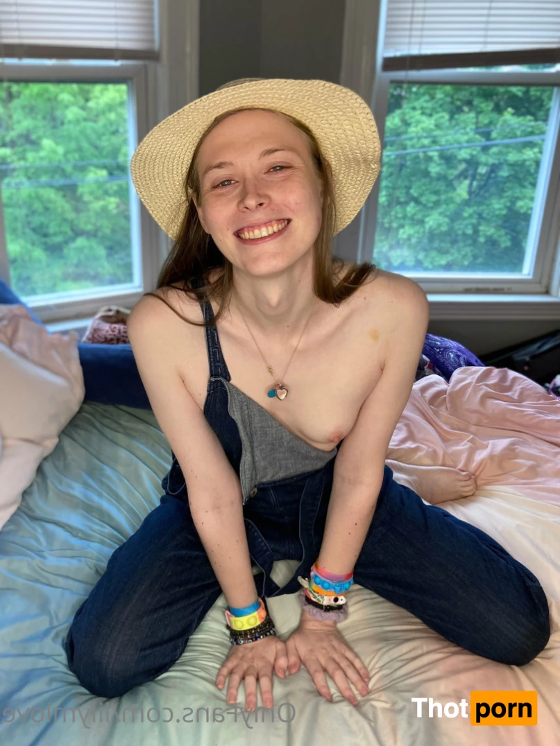 Lily Mentula 7877428