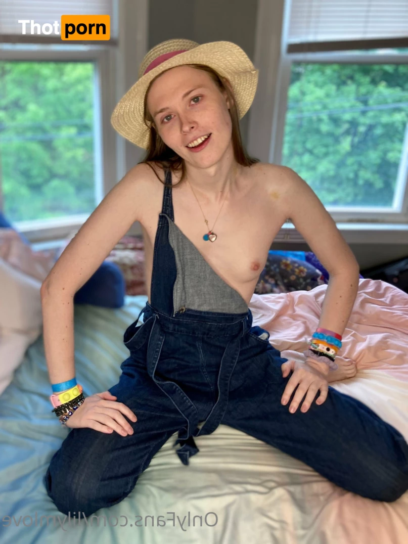 Lily Mentula 7877519