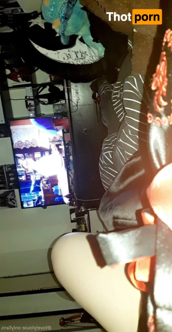 Lovely Louie 9718296