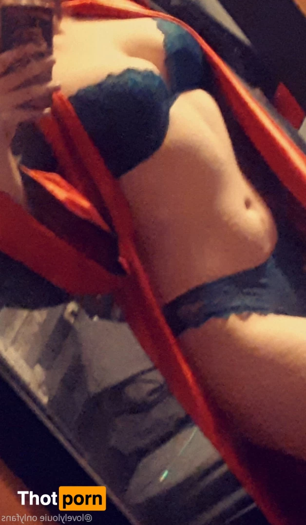 Lovely Louie 9718364