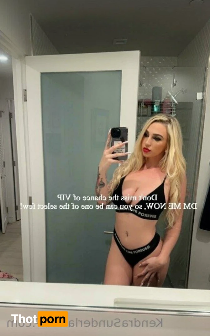 Kendra Sunderland 11511456